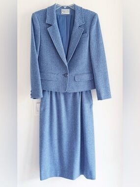 PENDLETON Vintage Miss Pendleton 70’s/80’s Virgin Wool Blazer and Skirt Suit Set